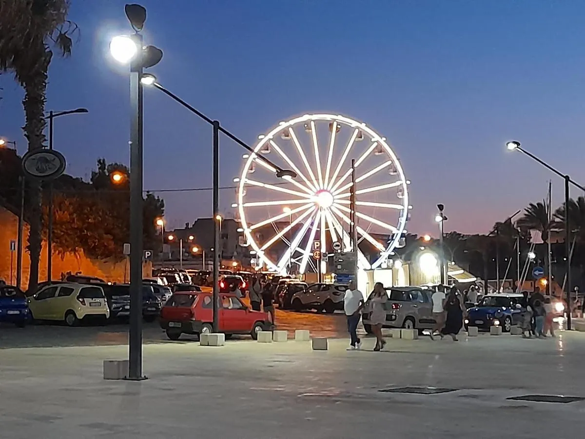 Ferienwohnung Casa Mima: Locazione Turistica Nel Centro Storico Brindisi Italien